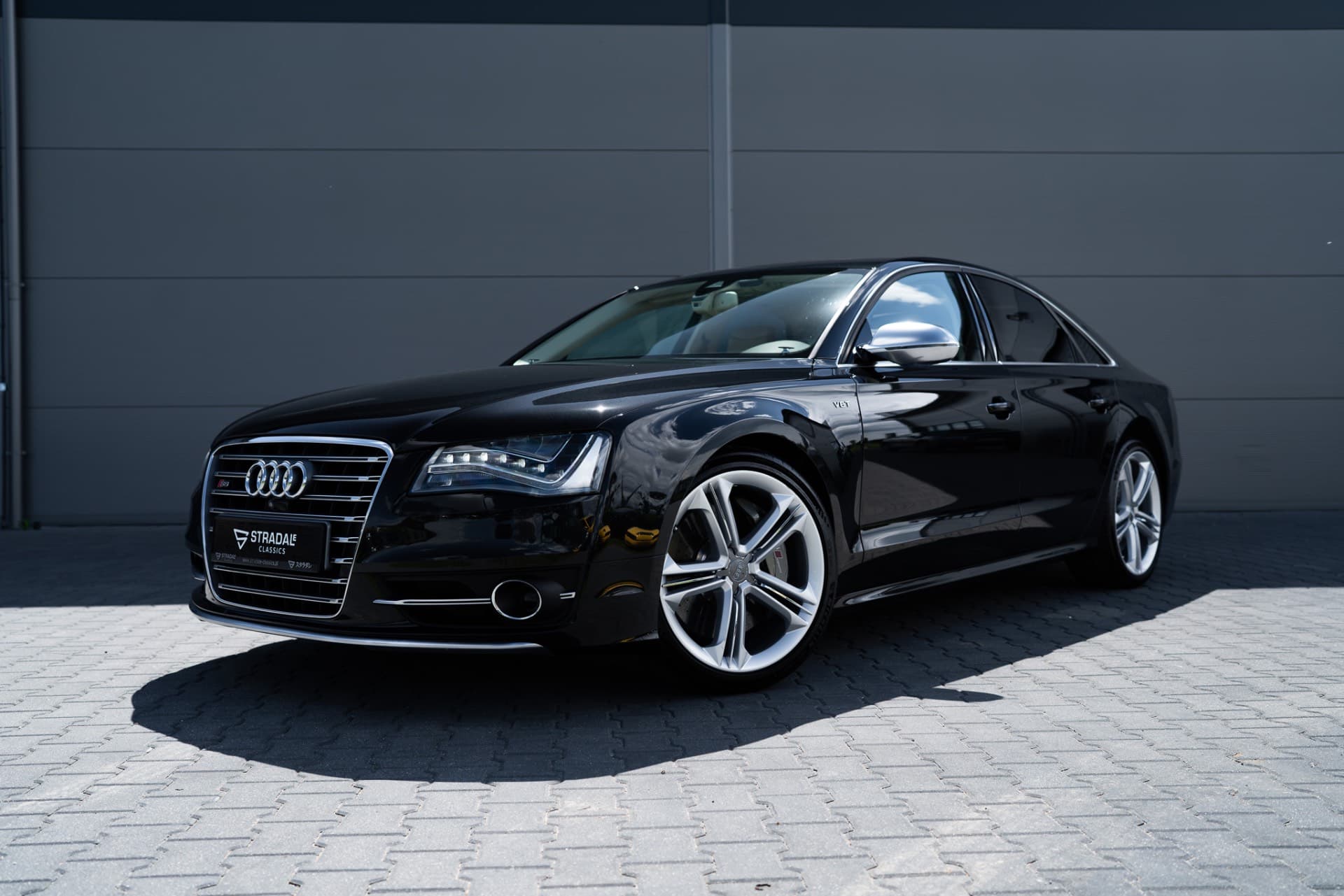 Audi S8 D4, widok 1
